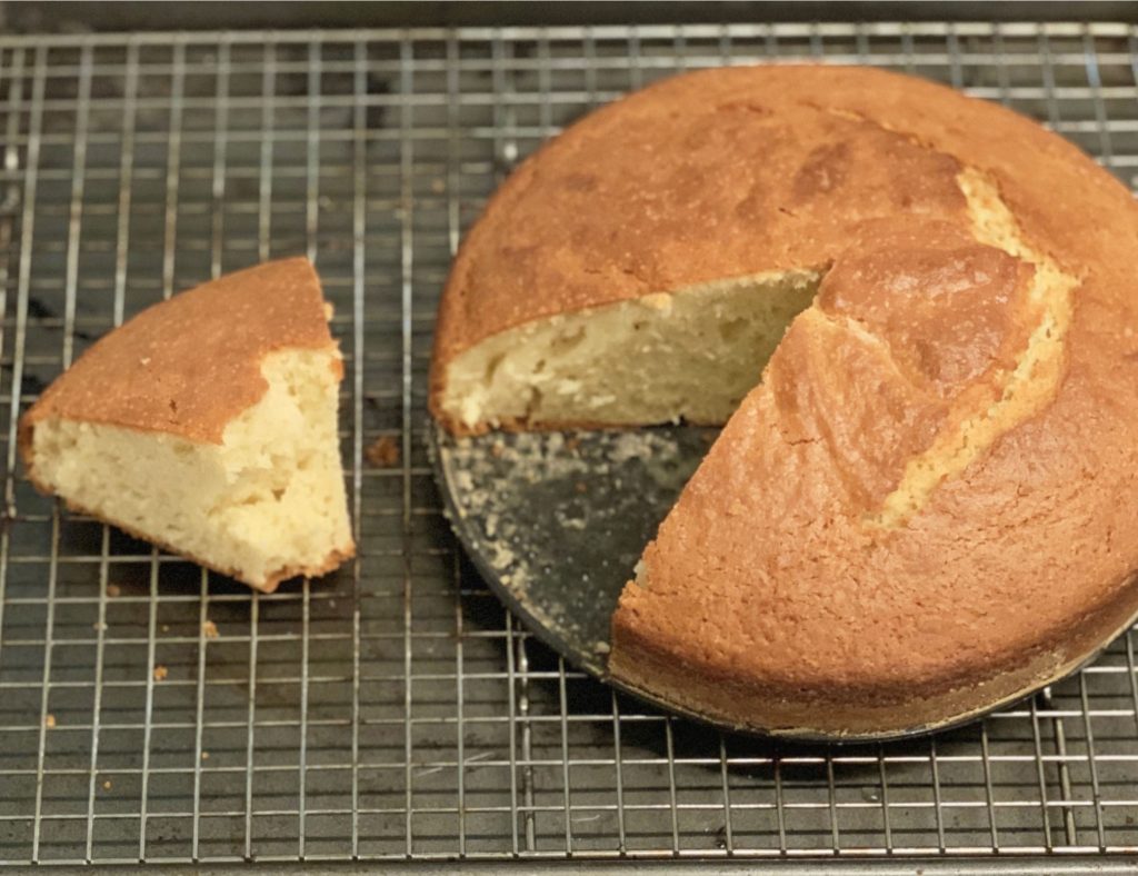 YOGURT CAKE Dominique Ansel